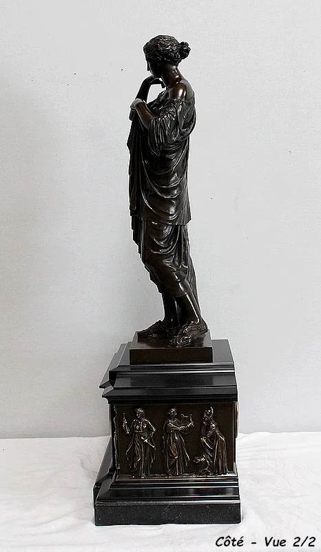 Pendule de Propriété à l'Antique - Fin XIXe
