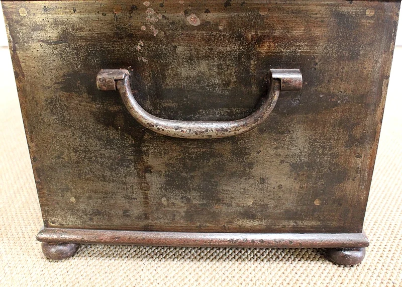CAJA DEL SIGLO XVIII