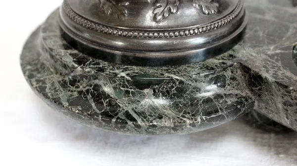 Encrier Double en Bronze argenté sur Marbre vert de mer – 1900