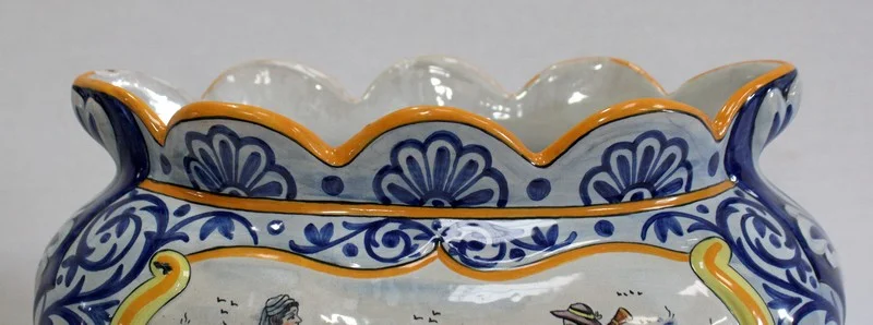 QUIMPER FAIENCE JARDINIERE
