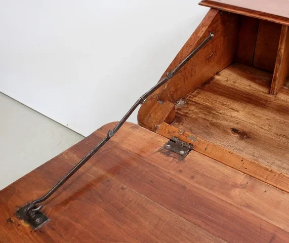 18e EEUWSE FRANSE BUREAU