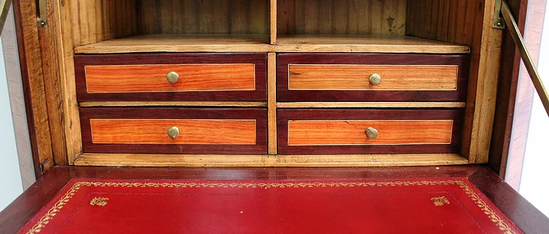 Petit Secrétaire en Bois précieux, époque Louis XVI – XVIIIe
