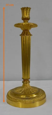 Paire de Flambeaux en Bronze Doré, style Louis XVI – Début XXe