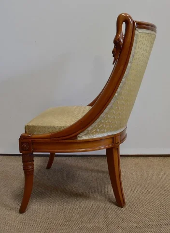Petite Coiffeuse Rognon et sa Chauffeuse en Merisier – 1950