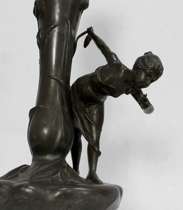 JUGENDSTIL-PERIODE VASE SIGNIERT P. JEAN