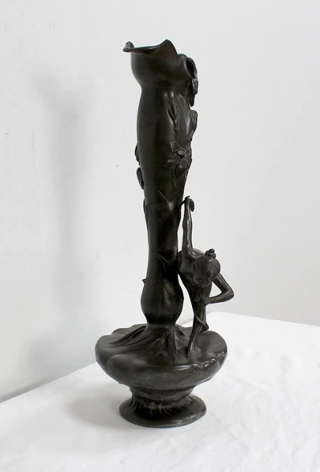 JUGENDSTIL-PERIODE VASE SIGNIERT P. JEAN