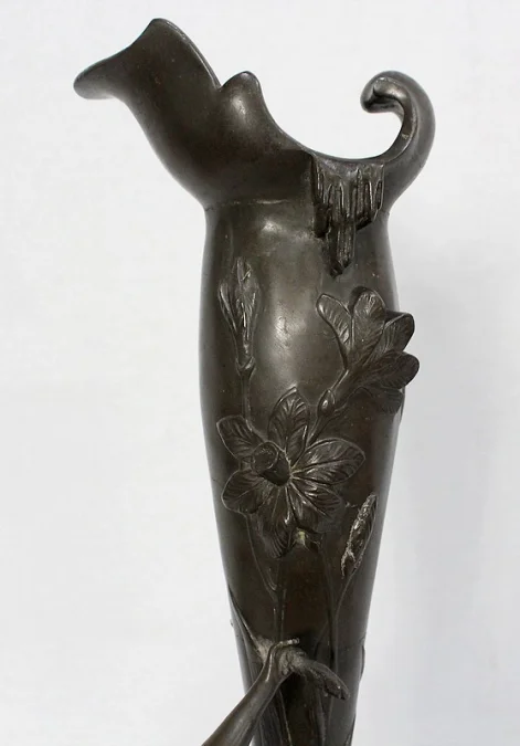 JUGENDSTIL-PERIODE VASE SIGNIERT P. JEAN