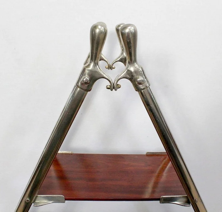 Rare Etagère de Bateau en Acajou massif et Métal chromé – 1920