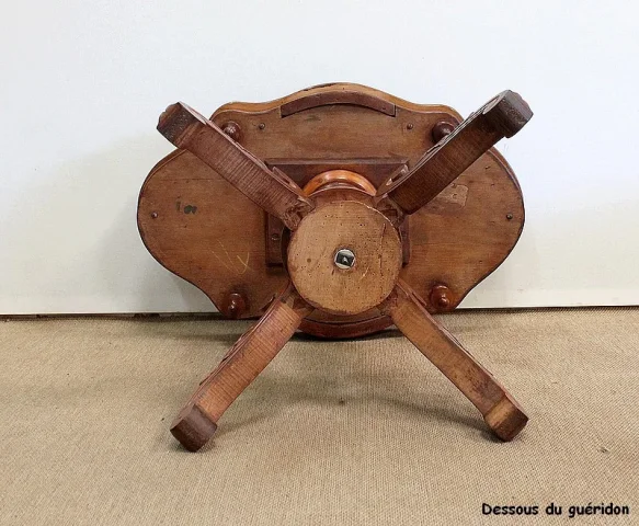 BIJZONDERE TAFEL