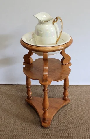 ATHENIAN WASH STAND