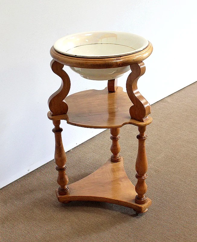 ATHENIAN WASH STAND