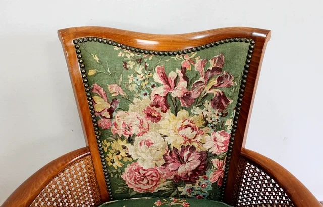 MESA Y SILLONES DE ESTILO CHIPPENDALE