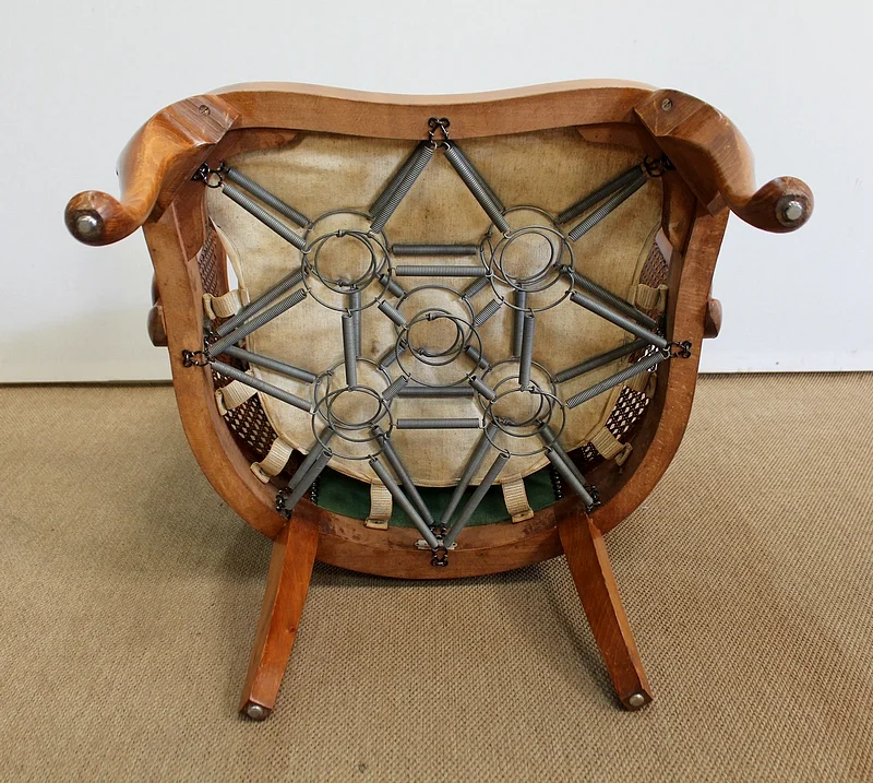 CHIPPENDALE STYLE TABLE  AND ARMCHAIRS