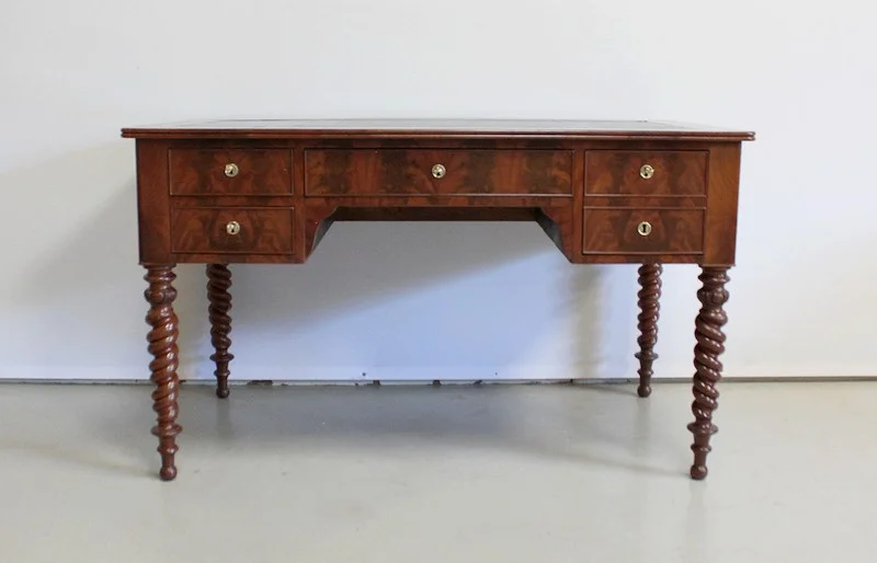 FRANZÖSISCHE RESTAURATION PERIOD FLAT TOP DESK