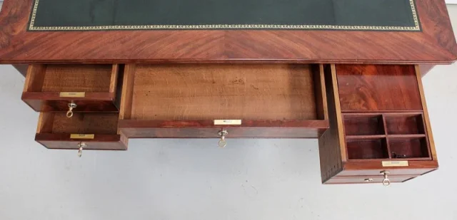 FRANSE RESTAURATIEPERIODE FLAT TOP BUREAU