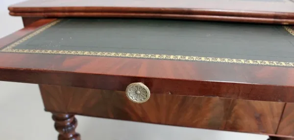 Bureau Plat en Acajou, époque Restauration – Début XIXe