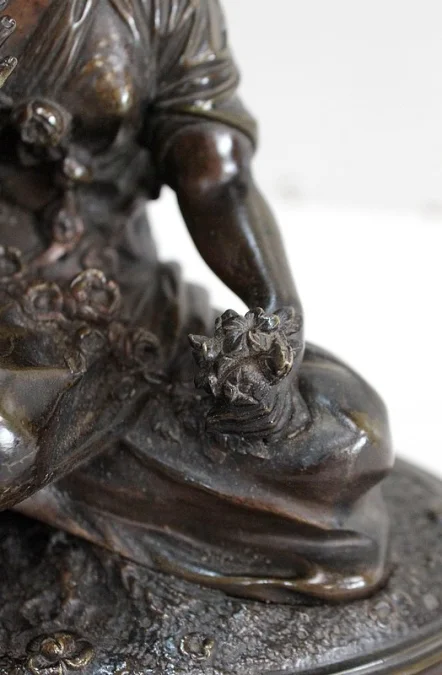 BRONZEFIGUR