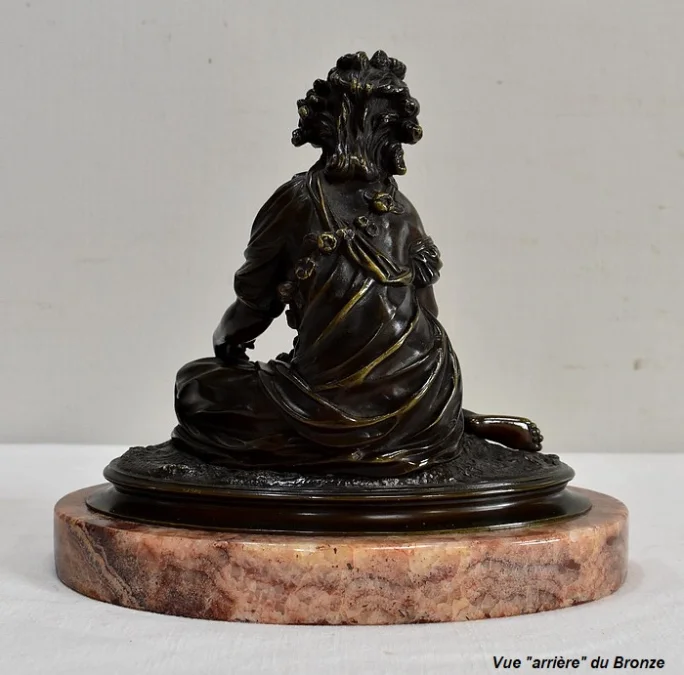BRONZEFIGUR