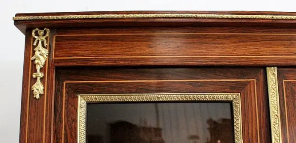 Petit Bureau Vitrine en Palissandre et Marqueterie, époque Napoléon III – Milieu XIXe