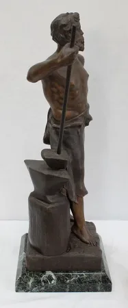 Bronze à Patine Brune et Dorée, « Le Travail », par Rousseau – Début XXe