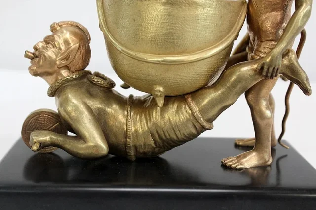VERGULDE BRONZEN GROEP