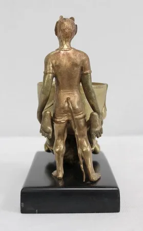 Bronze doré « Diablotins faisant la brouette » - Fin XIXe