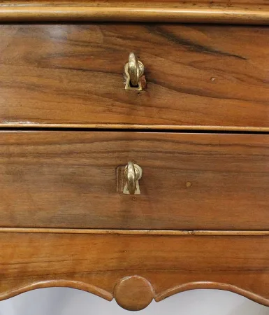 Table d’appoint Travailleuse en Noyer blond massif – Fin XIXe