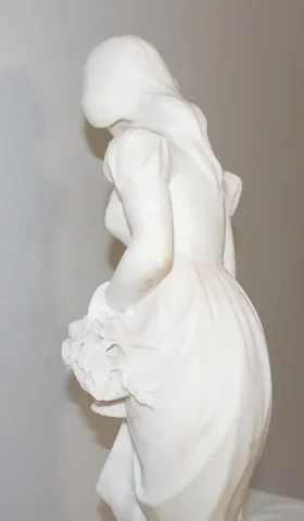 ALABASTER STATUETTE
