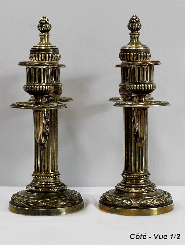 PAREJA DE CANDELABRA ESTILO LOUIS XVI