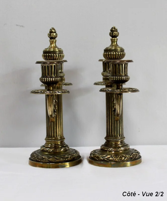 PAREJA DE CANDELABRA ESTILO LOUIS XVI