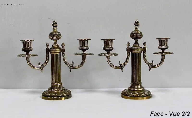 PAREJA DE CANDELABRA ESTILO LOUIS XVI