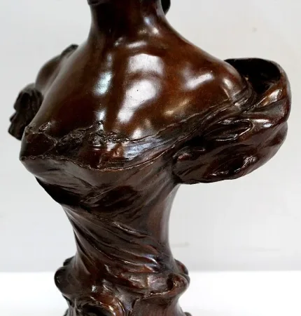 BRONZE BUST signed MESLAIS
