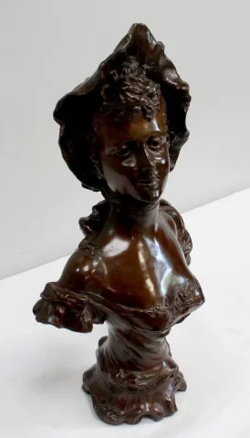 Bronze « Femme au Chapeau », de Meslais – Début XXe