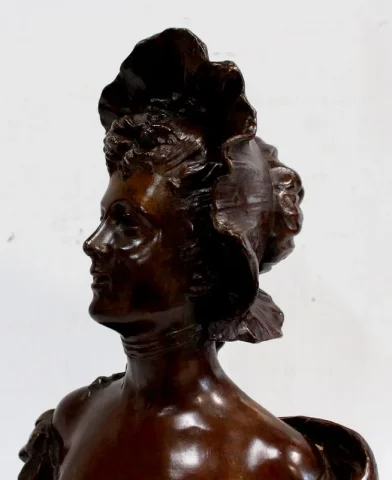 Bronze « Femme au Chapeau », de Meslais – Début XXe