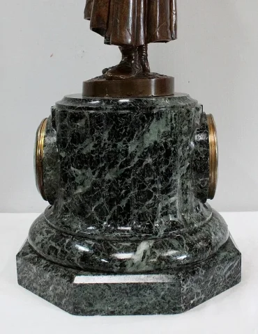 Pendule en Bronze et Marbre « Le Joueur de Flûte », de C-A. Calmels – 2ème partie XIXe