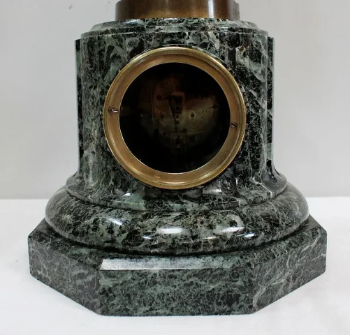Pendule en Bronze et Marbre « Le Joueur de Flûte », de C-A. Calmels – 2ème partie XIXe