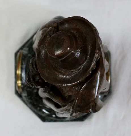 Pendule en Bronze et Marbre « Le Joueur de Flûte », de C-A. Calmels – 2ème partie XIXe