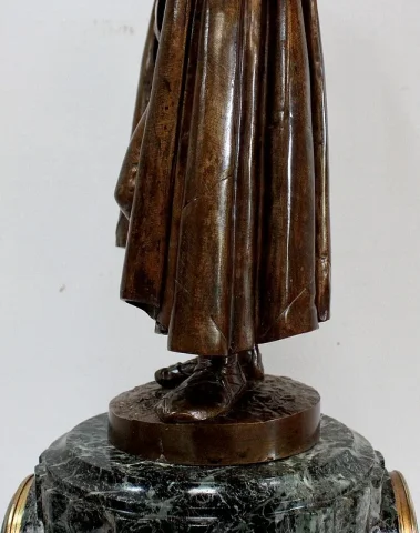 Pendule en Bronze et Marbre « Le Joueur de Flûte », de C-A. Calmels – 2ème partie XIXe