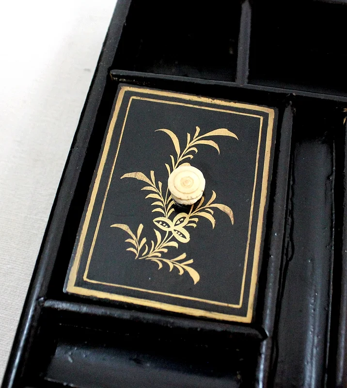 NAPOLEON III PERIODENBOX