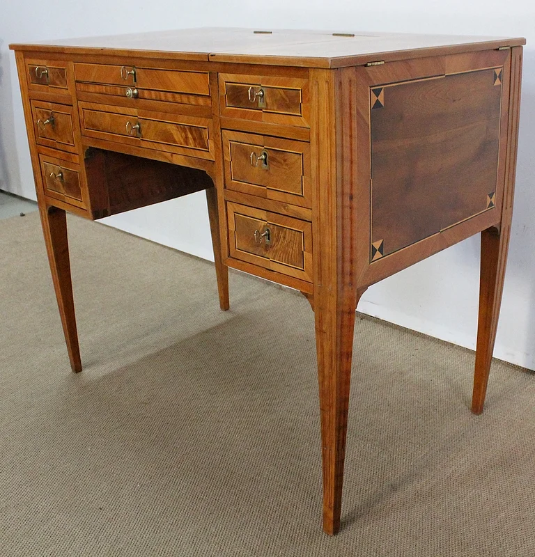 Coiffeuse style Louis XVI – Début XIXe