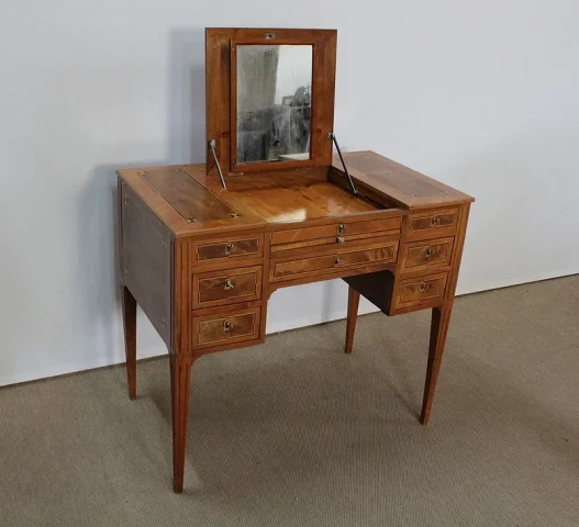 Coiffeuse style Louis XVI – Début XIXe