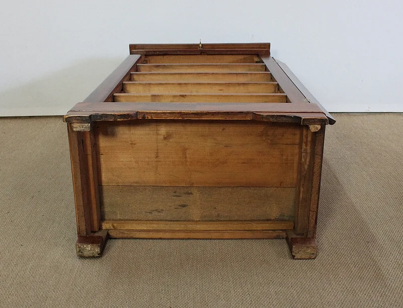 CARTONNIER READING DESK