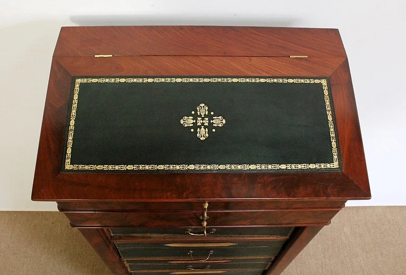CARTONNIER READING DESK