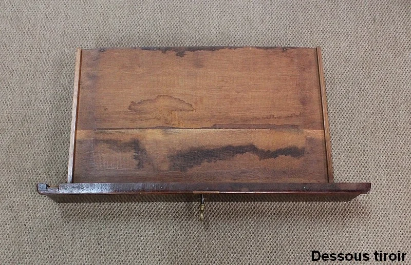 CARTONNIER READING DESK