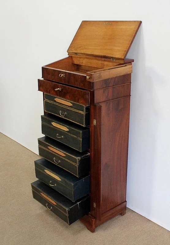 CARTONNIER READING DESK