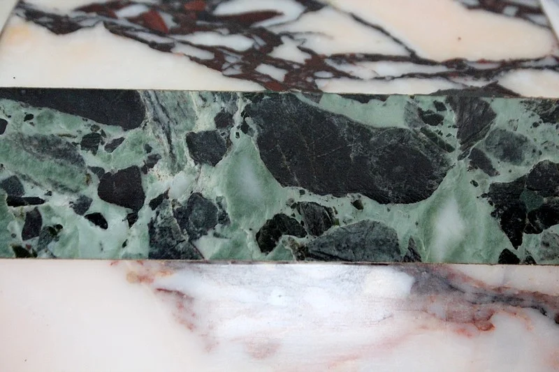 GUARNIZIONE PER MANTELLO PERIODO ART DECO