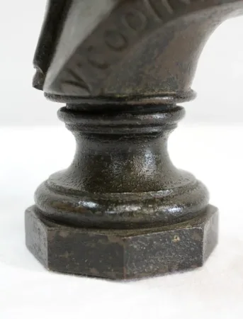 BRONZEBÜSTE