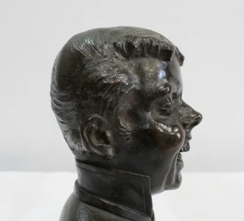 BRONZEBÜSTE