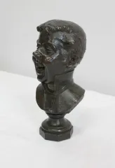 BRONZEBÜSTE