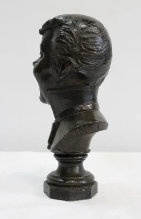 BRONZEBÜSTE